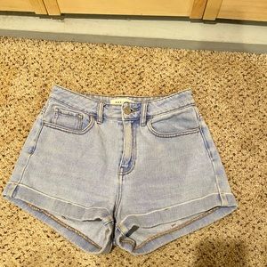Pat sun Mom Shorts